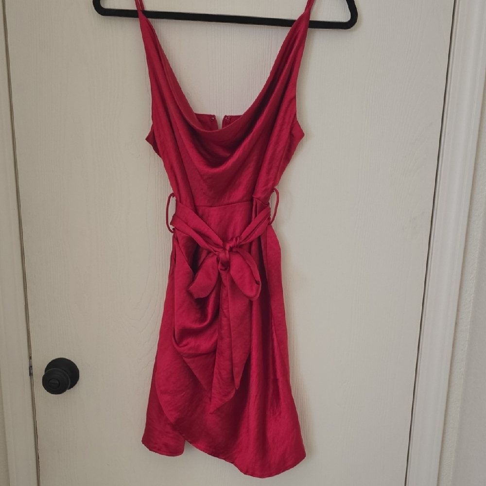 Chic Mini Red Dress